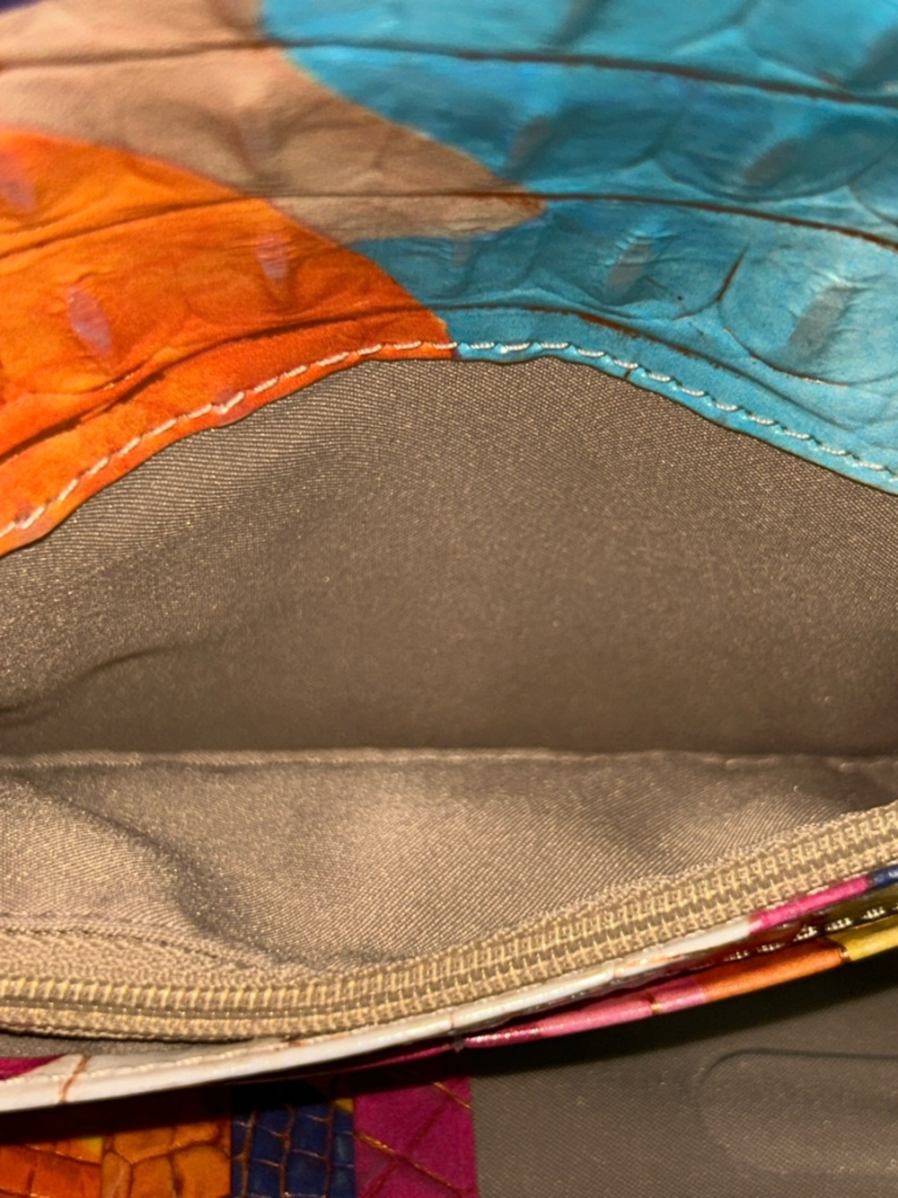 Gorgeous Brahmin Wallet - Picture 10 of 11